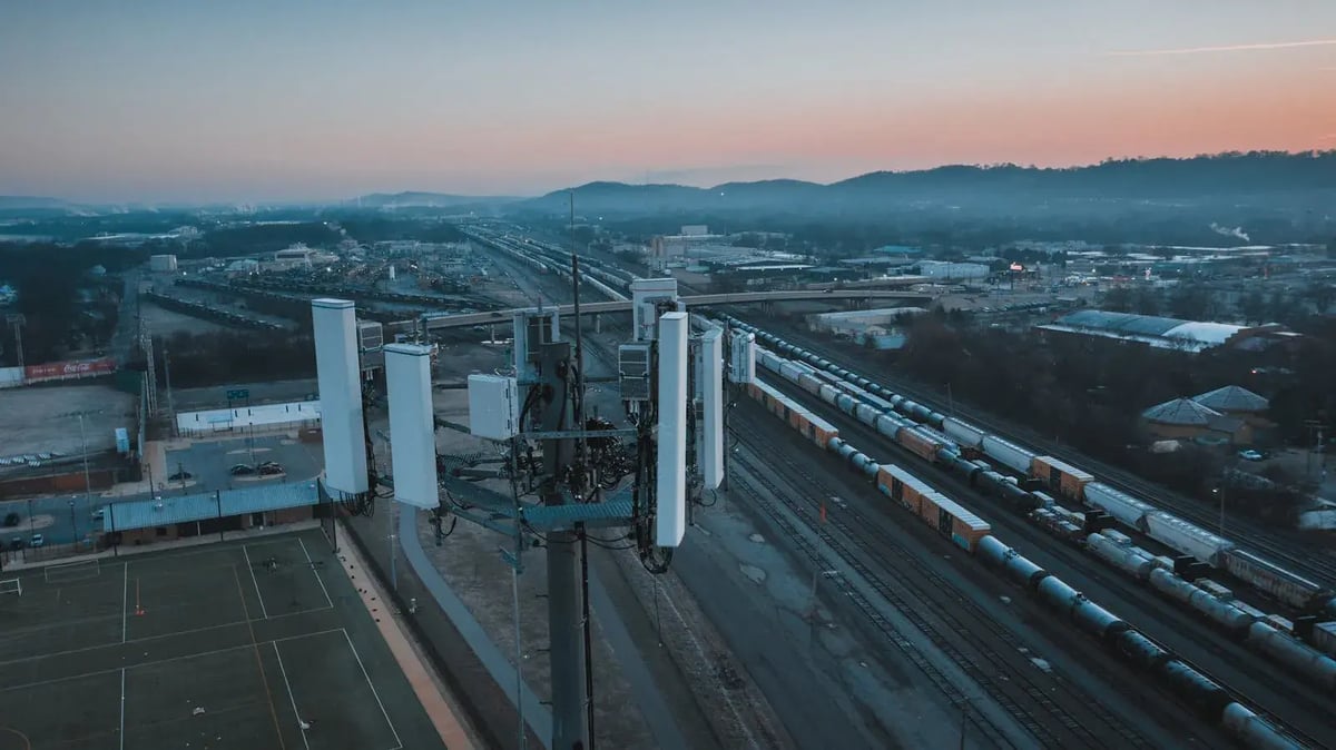 TSA officers receive $10,000 bonuses after 43-day shutdown