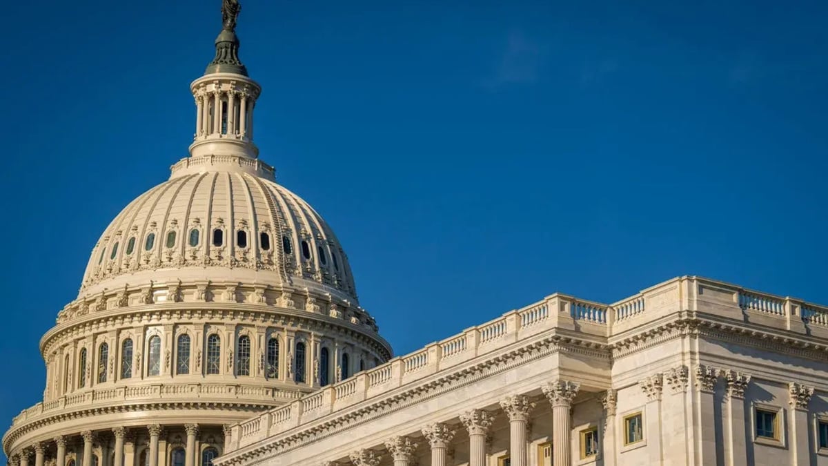 US government reopens after 43-day shutdown